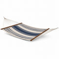 Amaca da giardino a righe blu e beige 280 × 100 × 3 cm con barre distanziatrici in legno